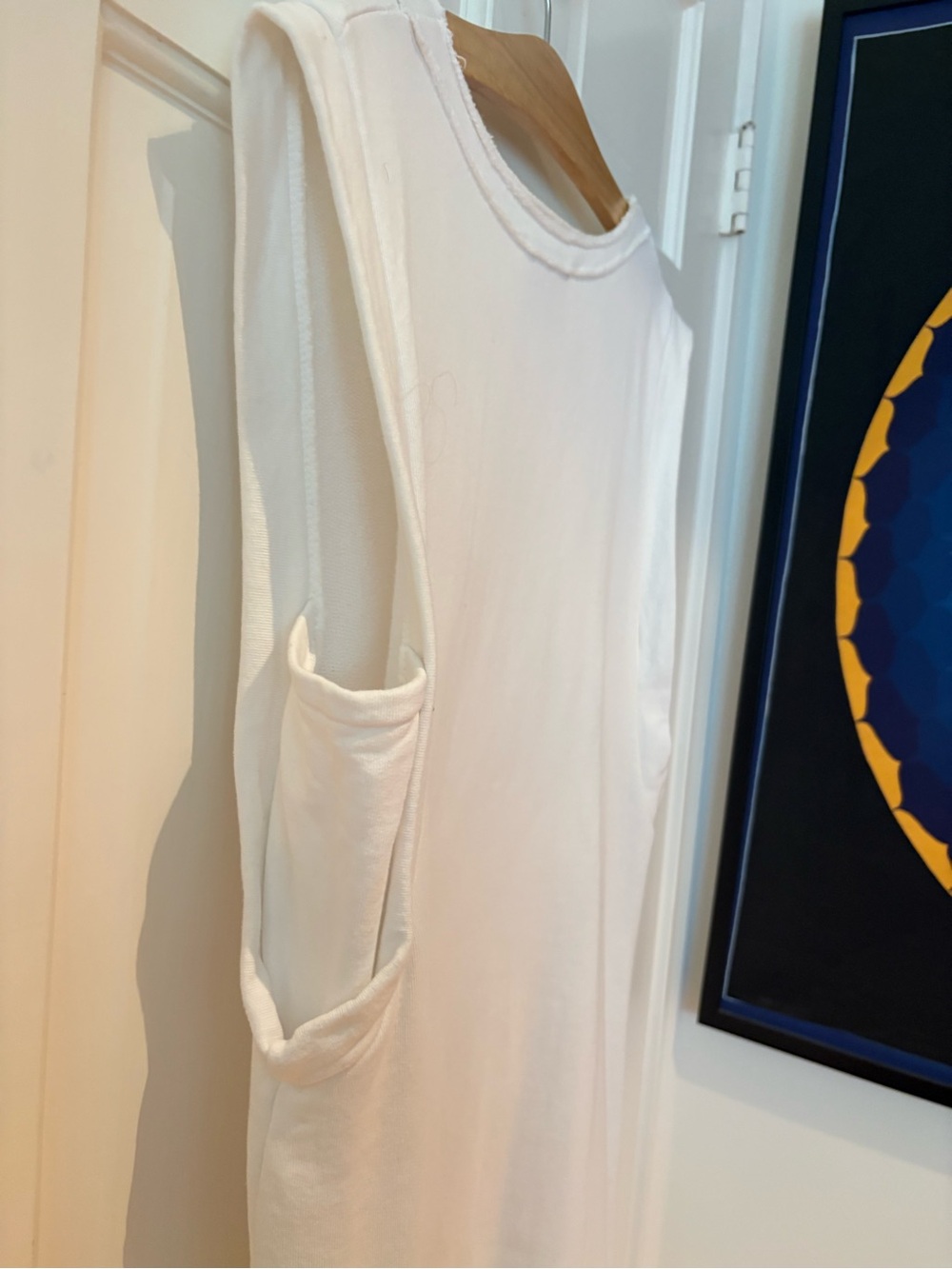 Sleeveless White Maxi Dress with V-Neck - Picture 4 of 4